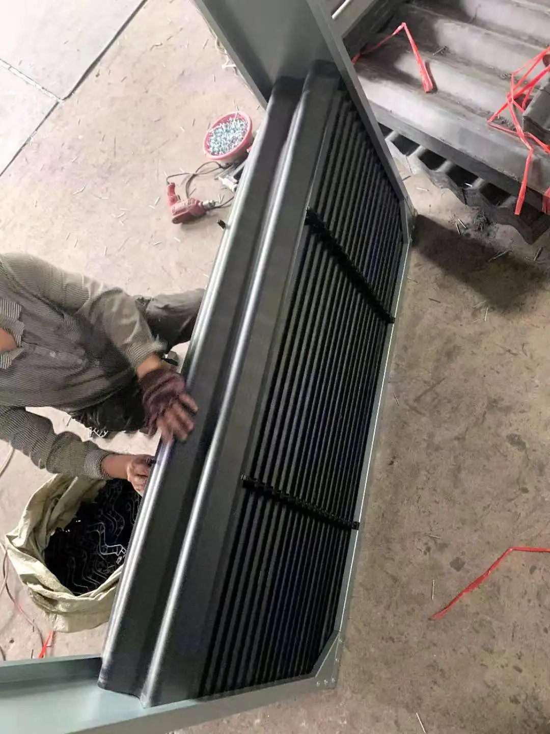 Cheap price Chinese Poultry Farm Chicken Light Trap Light Filter For Sale