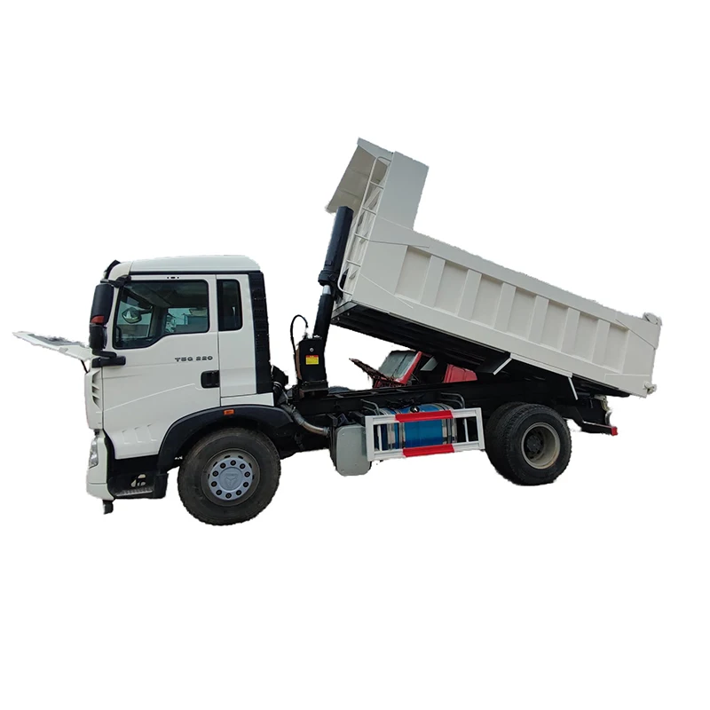 Customized 5 cubic meters Sinotruk HOWO rear dump 4x2 right steering wheel