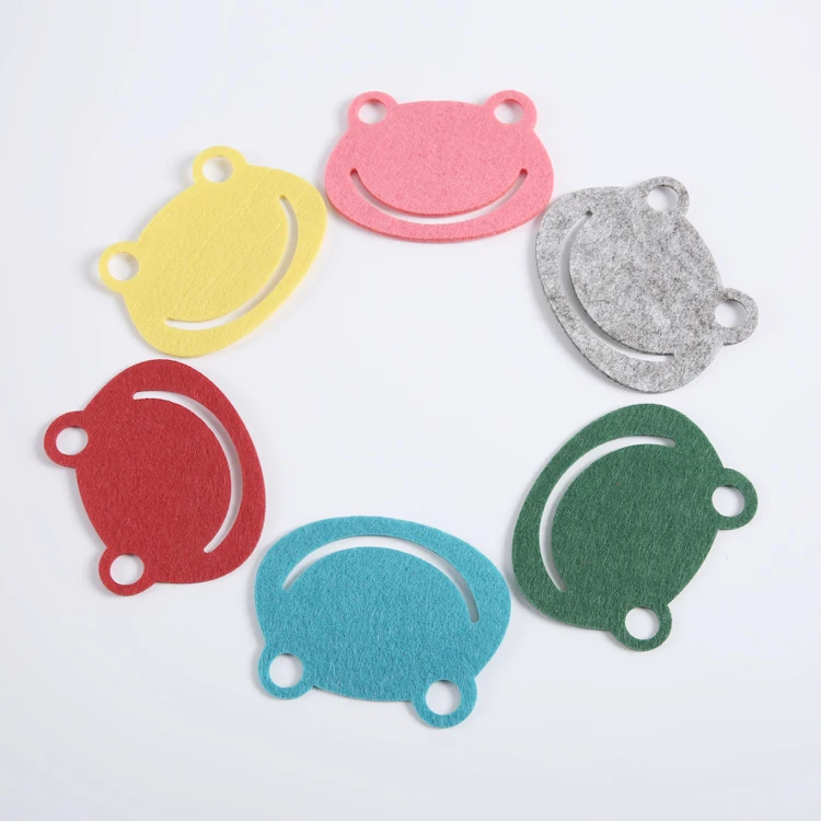 2019 Wholesale promotion high quality nonwoven cartoon frog shape japanese tea felt cup mat