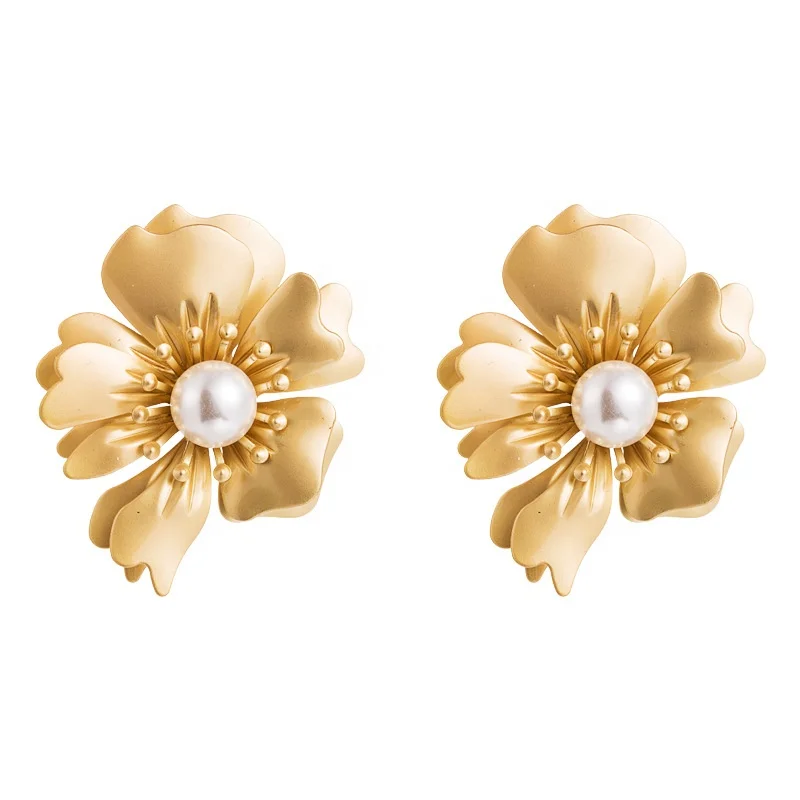 
Fashion Korean Flower Stud Earrings 14k Gold Plated Hawaii Flower Pearl Earrings Gold Jewelry 