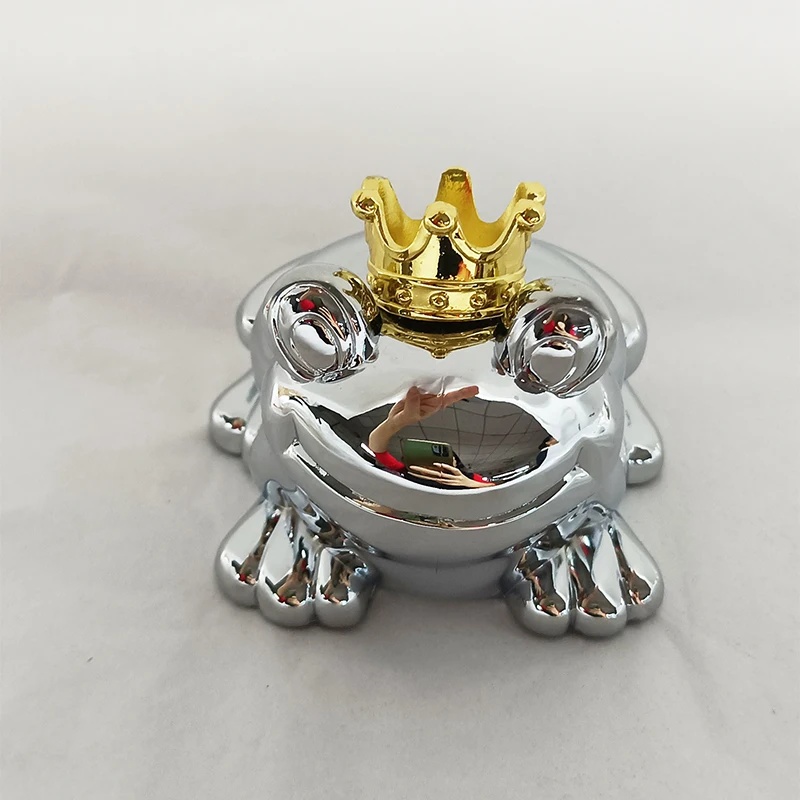 Metal money box frog chrome plated piggy bank with gold crown