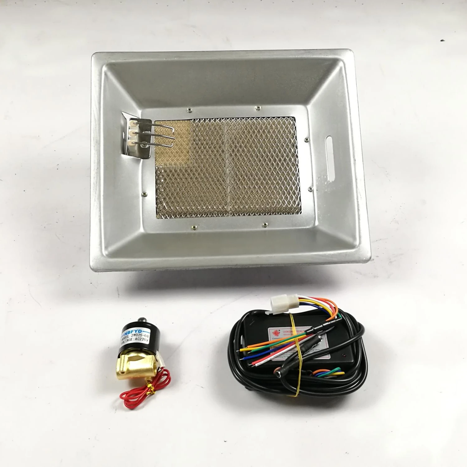 2024 High-quality Factory price gas Brooder THD2608 with automatic ignition Chicken House and poultry farm made in China