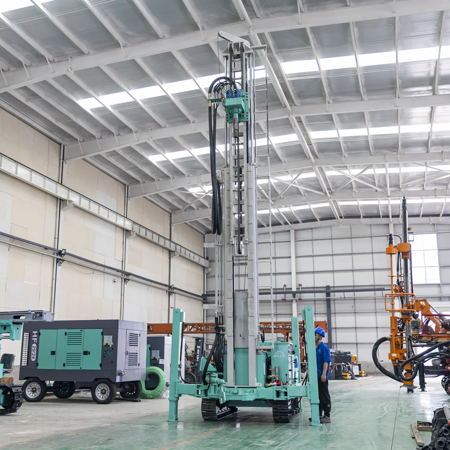 260M Crawler Borehole Drill Machine With Air Compressor Oil Drilling Equipment Water Well Rotary Drilling Rig