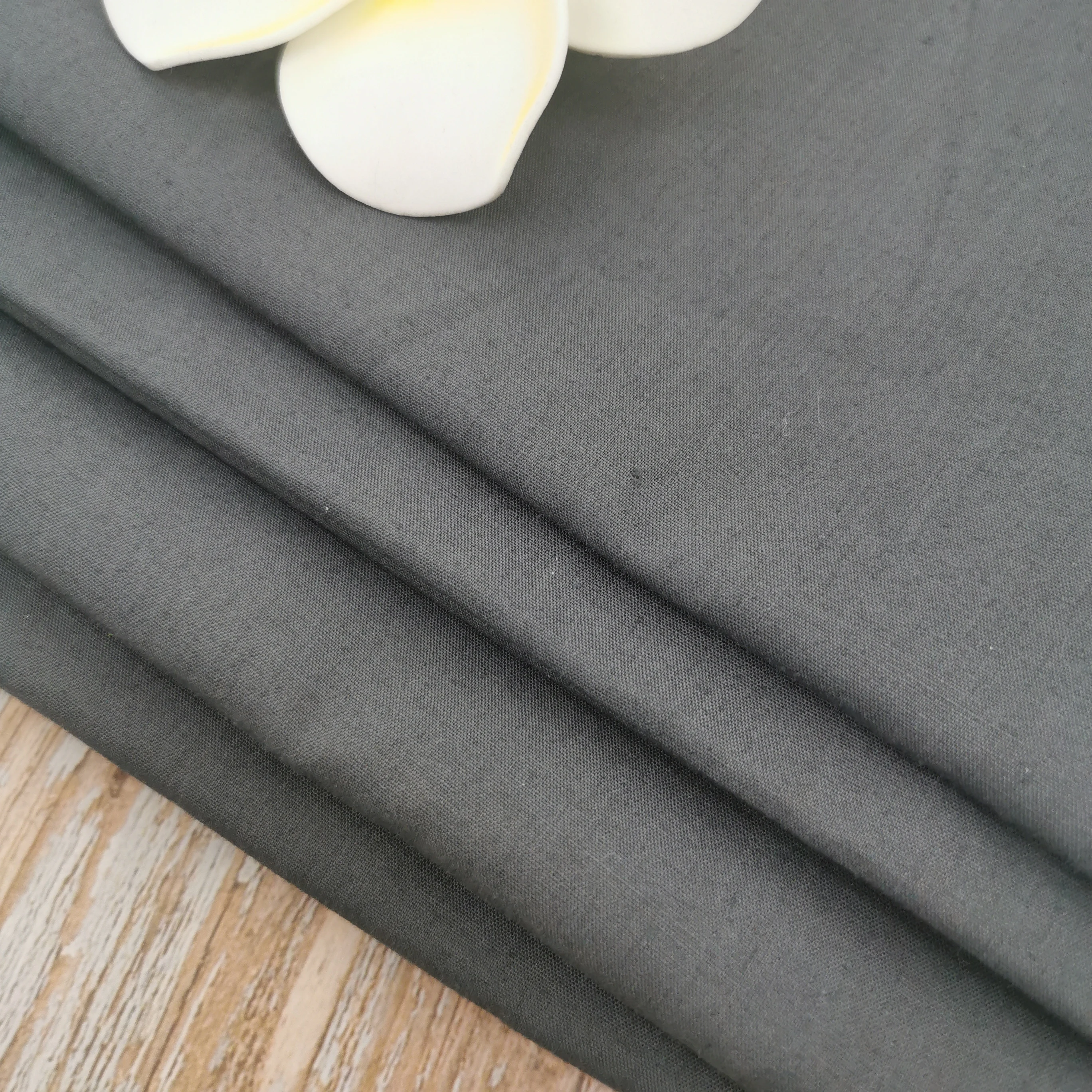 Wholesale 100%polyester customized color  fabrics TC pocketing  fabric