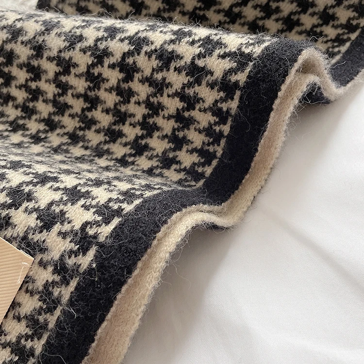 Hot Sale Warm Scarves Custom Design Logo Printing Plaid Knit Winter Scarf For Women