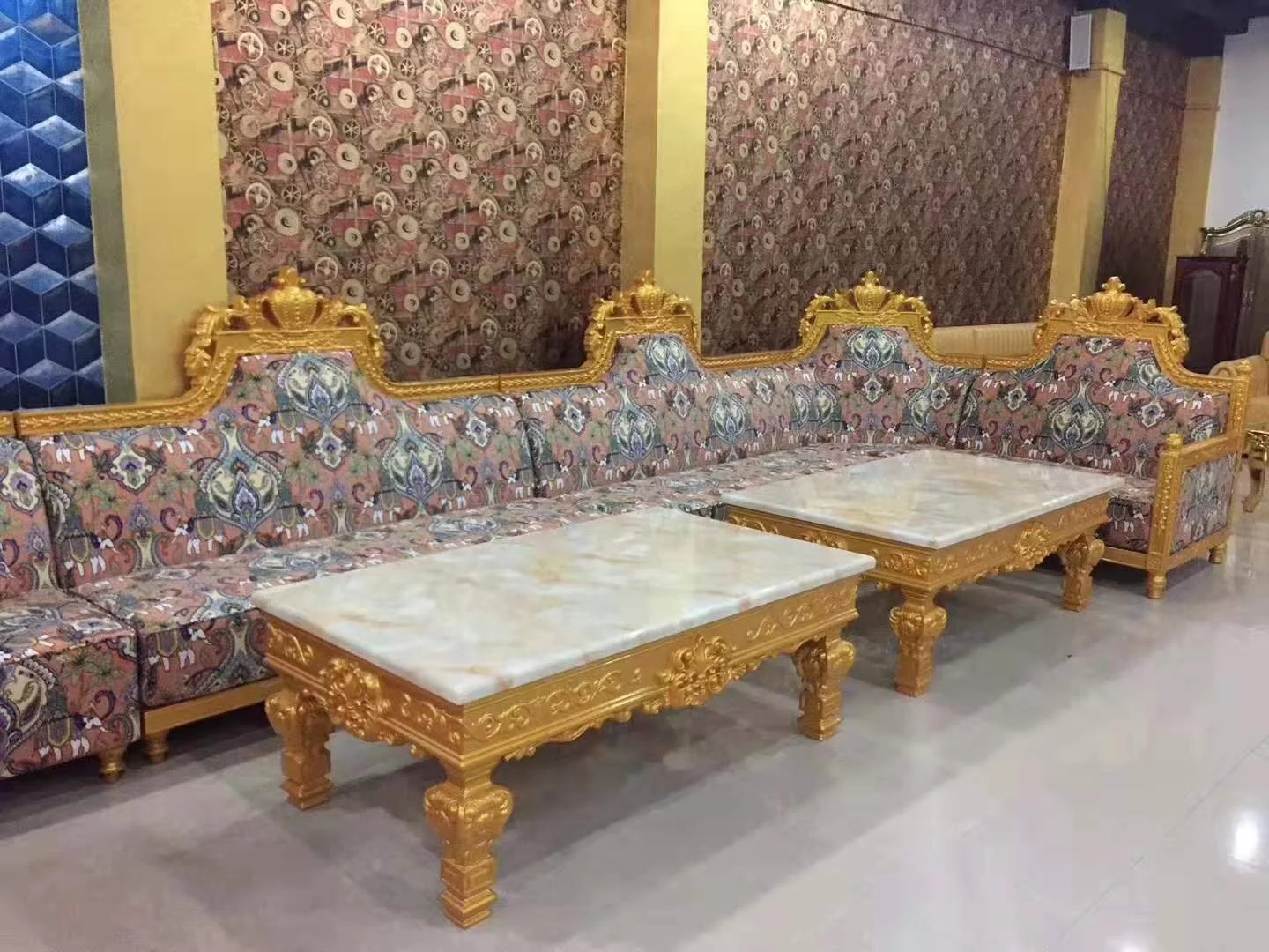 
European classical bar sofa or club salon 