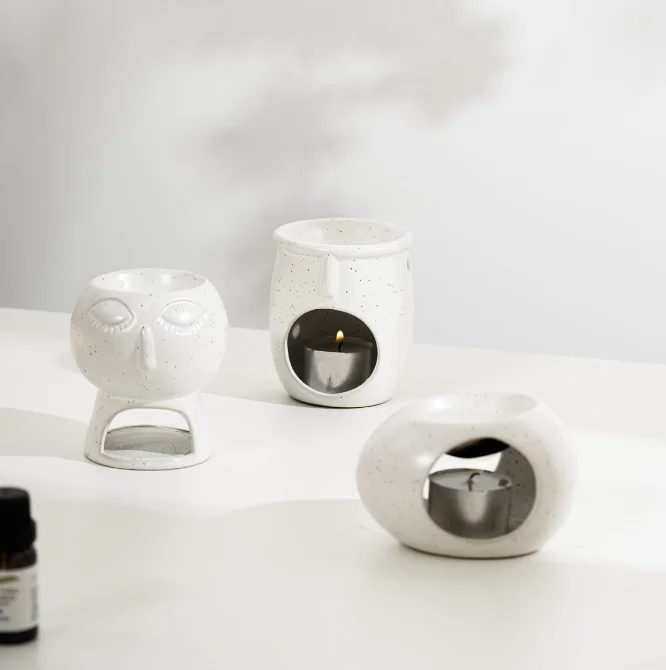 High Quality Irregular Ceramic Candle Holders Hollow Creative Scented Candle Holder Home Decoration