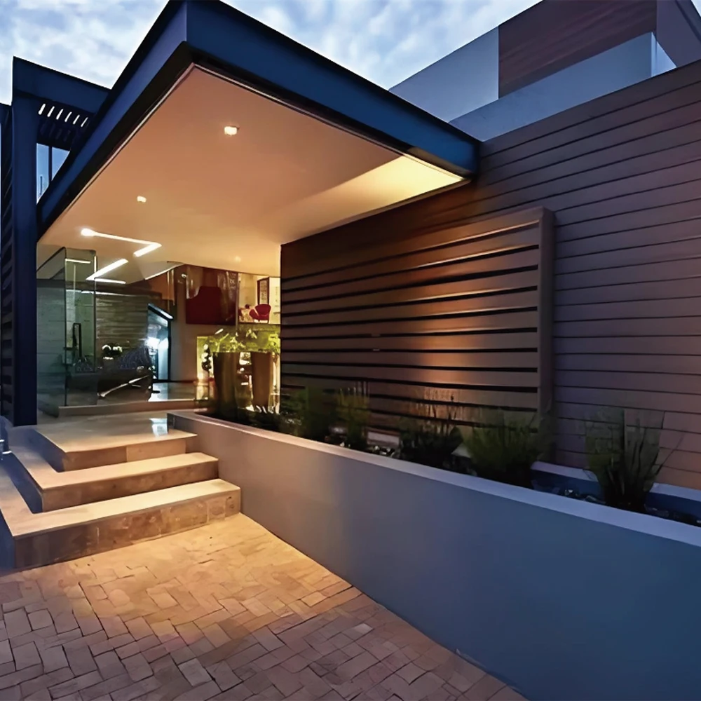 Customized G1 Exterior Waterproof Fireproof Dark Wood Garden WPC Decking For Home Decoration