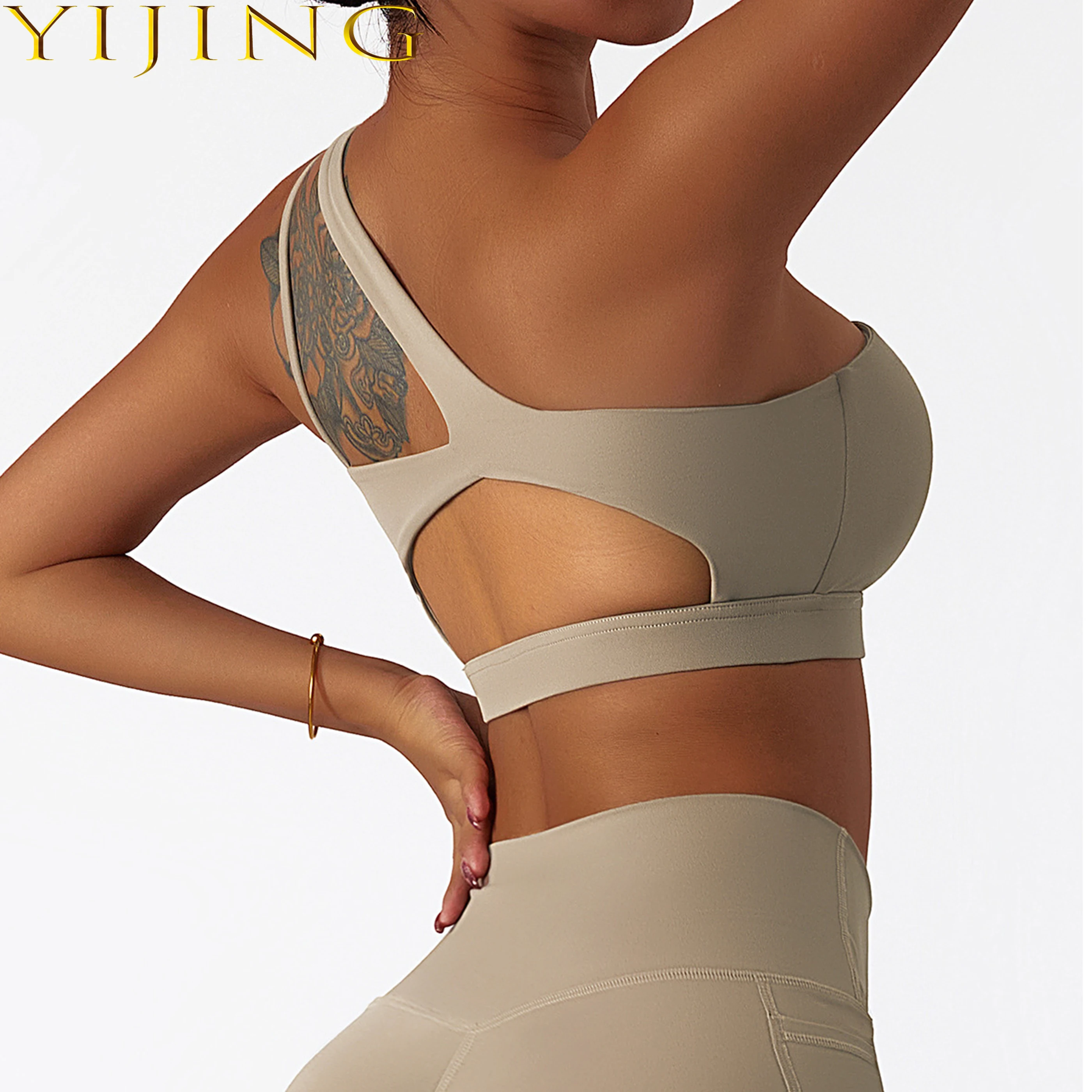 High Quality Designer Custom Nylon Spandex Fitness Yoga Wear Gym Workout One-Shoulder Sports Bra For Women