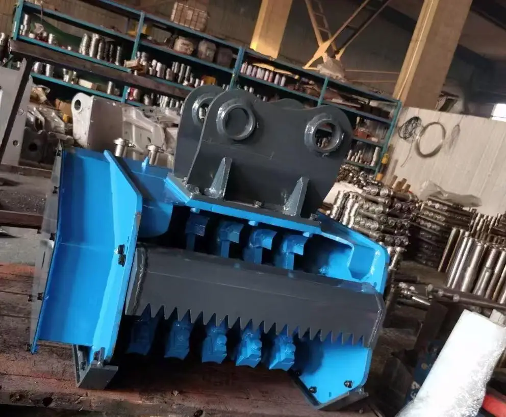 Excavator forestry mulcher a Durable Ripper for Efficient Wood Decomposition