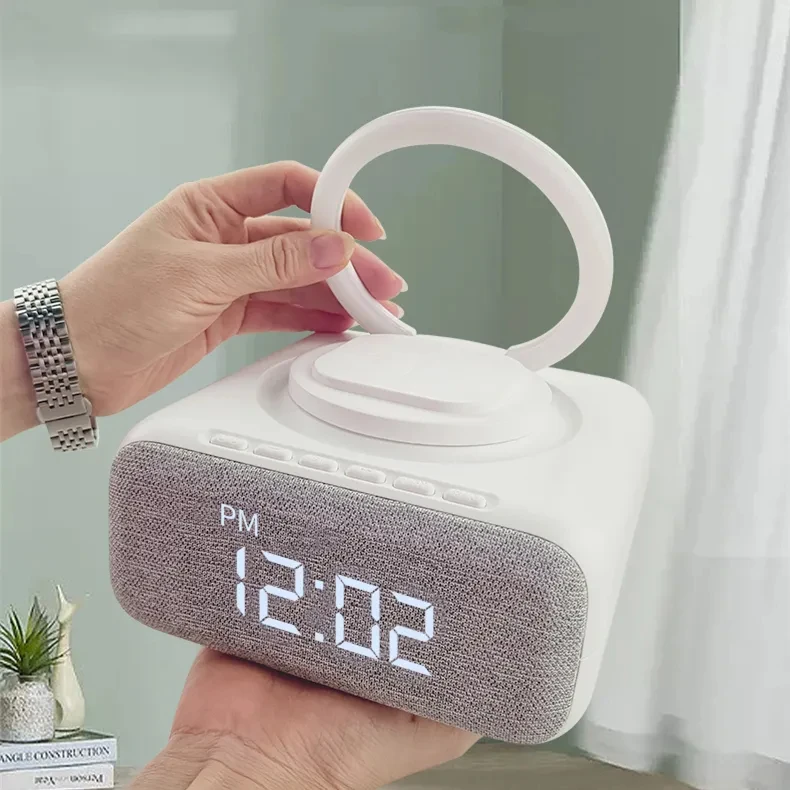 a mazon hot selling 2024  mp3 player bluet ooth boomboxes sound box woofer mini speaker fm portable radio speakers