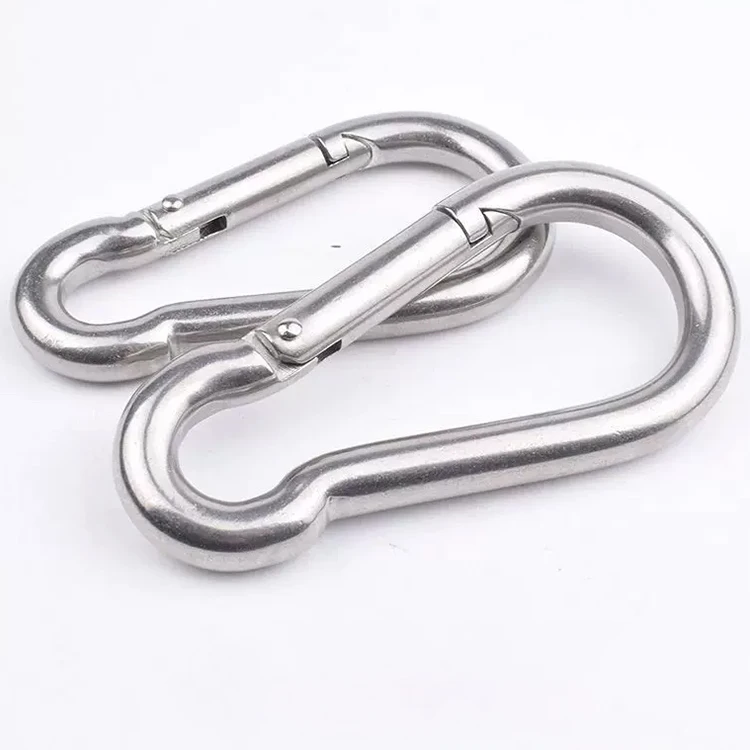 Pet Dog Leash with Swivel Clips Carabiner Hook for Safe and Easy Handling