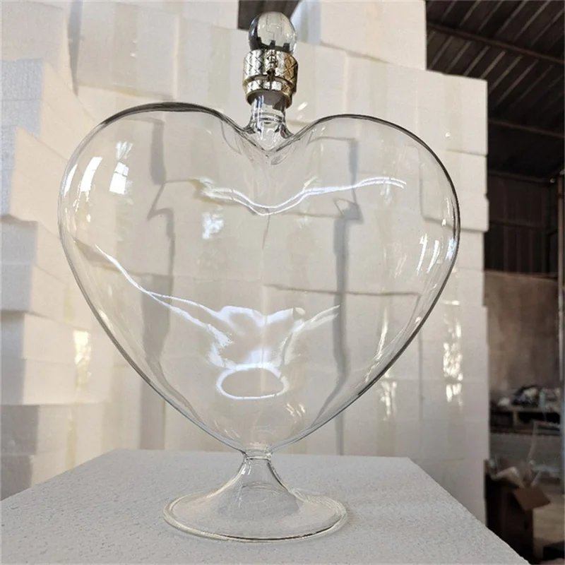 Best Selling 1000ml High End Hand Made Heart Shape Whiskey wine glass Decanter