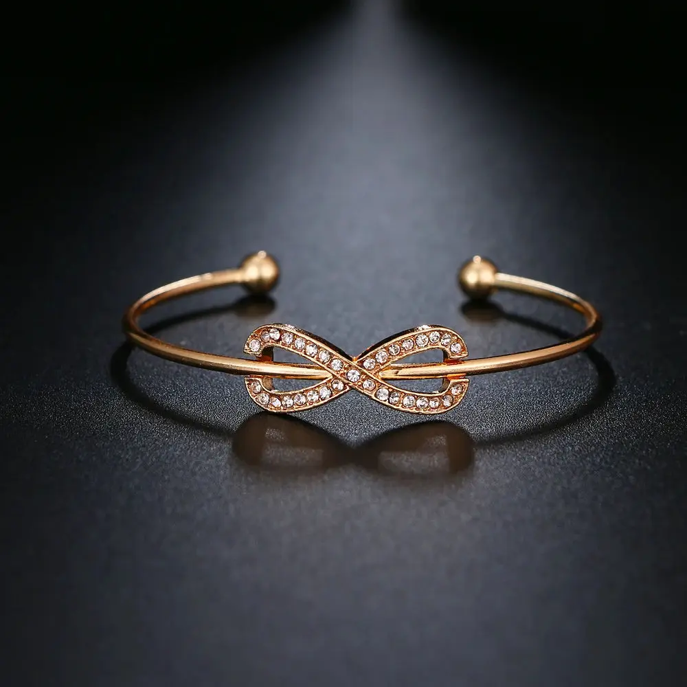 Custom Women Crystal Peach Heart Open Charm Bangle Girls Bracelet Set Multilayer Infinity Full Diamond Heart Bracelet