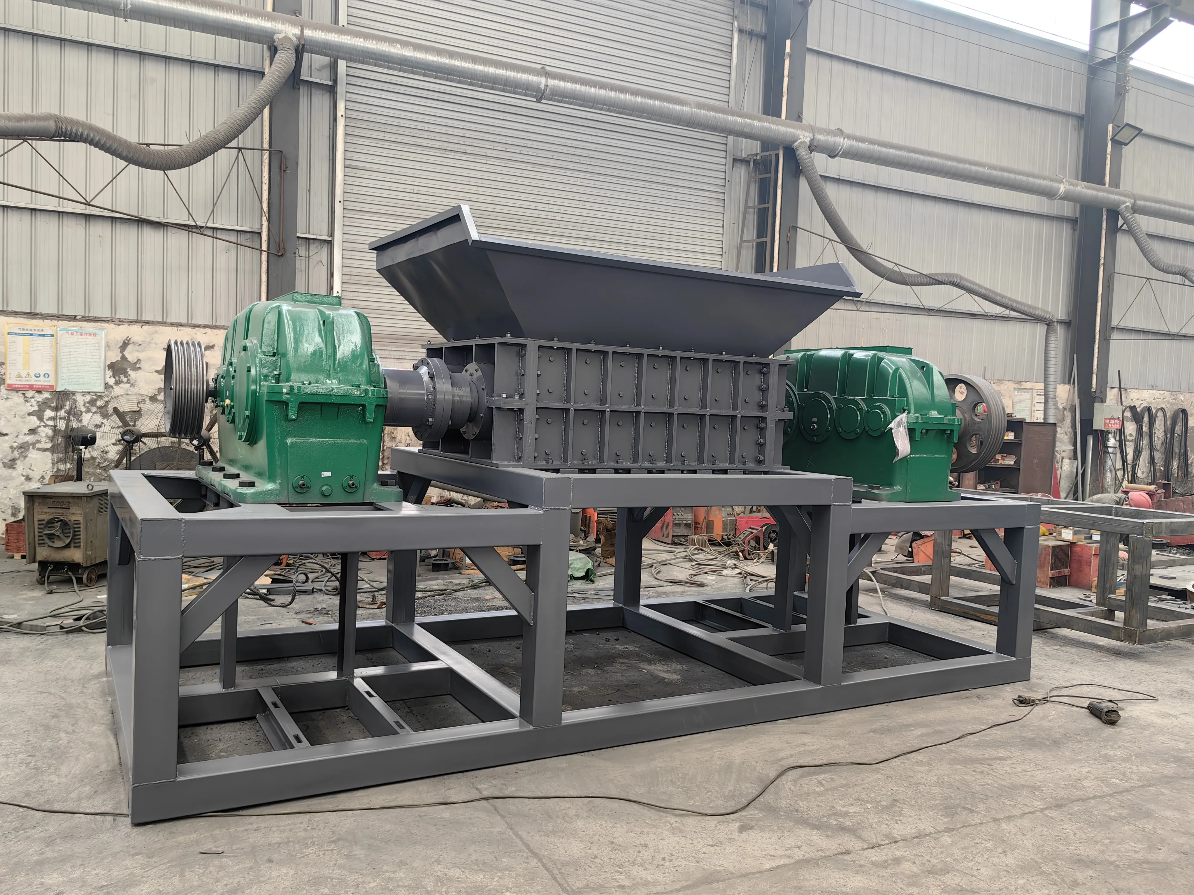 New arrival competitive price small metal shredder Metal Tin Tin Can Shredder metal body shell shredder