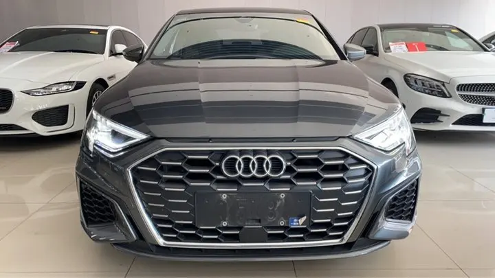 YK MOTORS 2024 Gasoline Car Audi A3 2021 Sportback 35 TFSI Luxury Sport On Sale