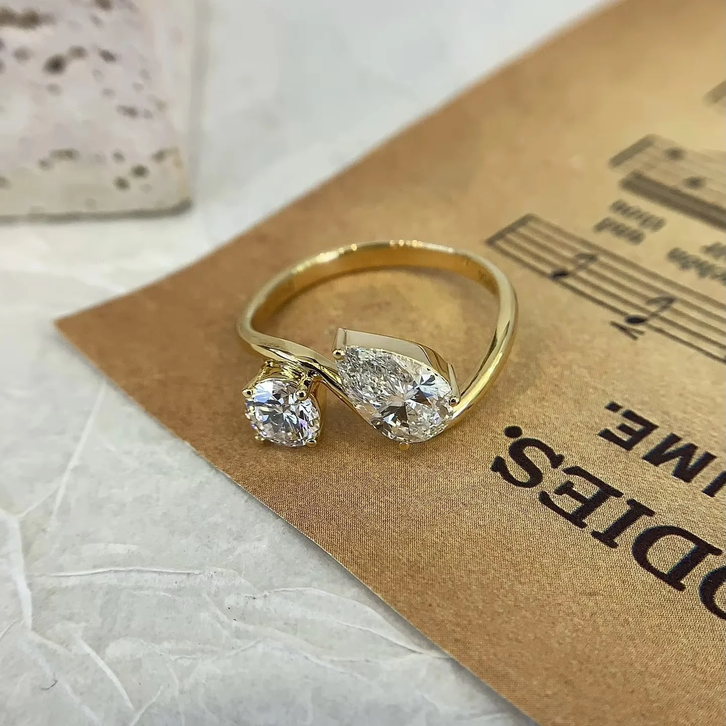 Ювелирные изделия 9K/14K/18K позолоченное кольцо 18K желтое золото лабораторное выращенное бриллиантовое двухкаменное обручальное