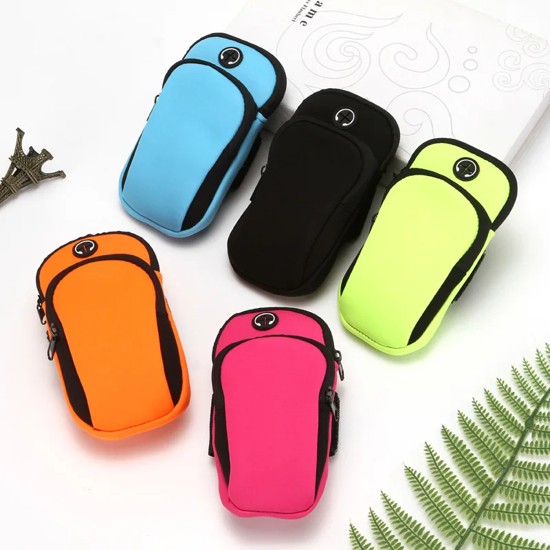 Sports Armband Fit Gym Hiking , Running Gym Universal Smartphone Arm Bag with Earphone Hole Multifunctional Pockets for Phone