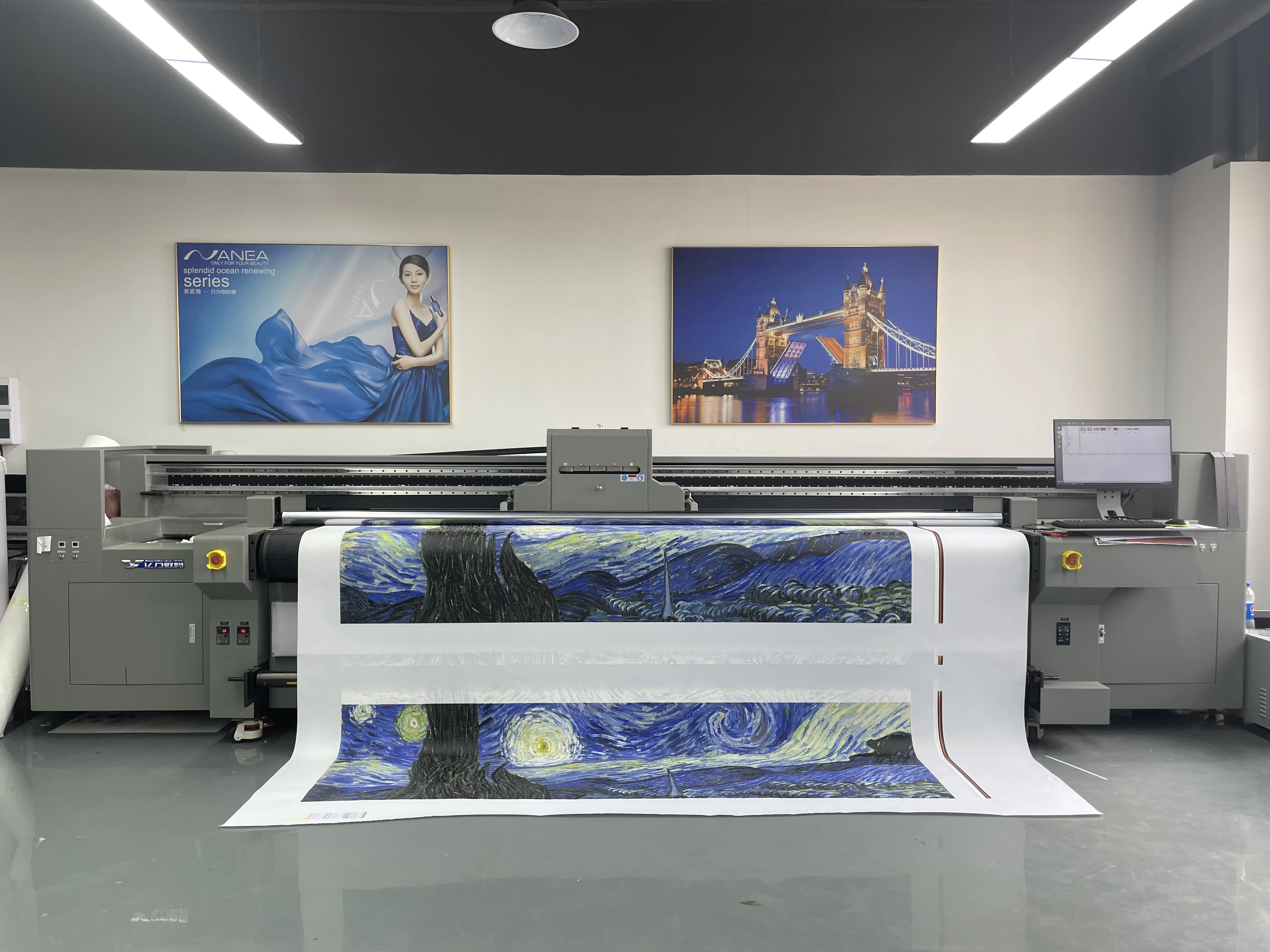 FORTUNE 3.2m UV hybrid printer for soft film and backlit uv printing banner light box leather