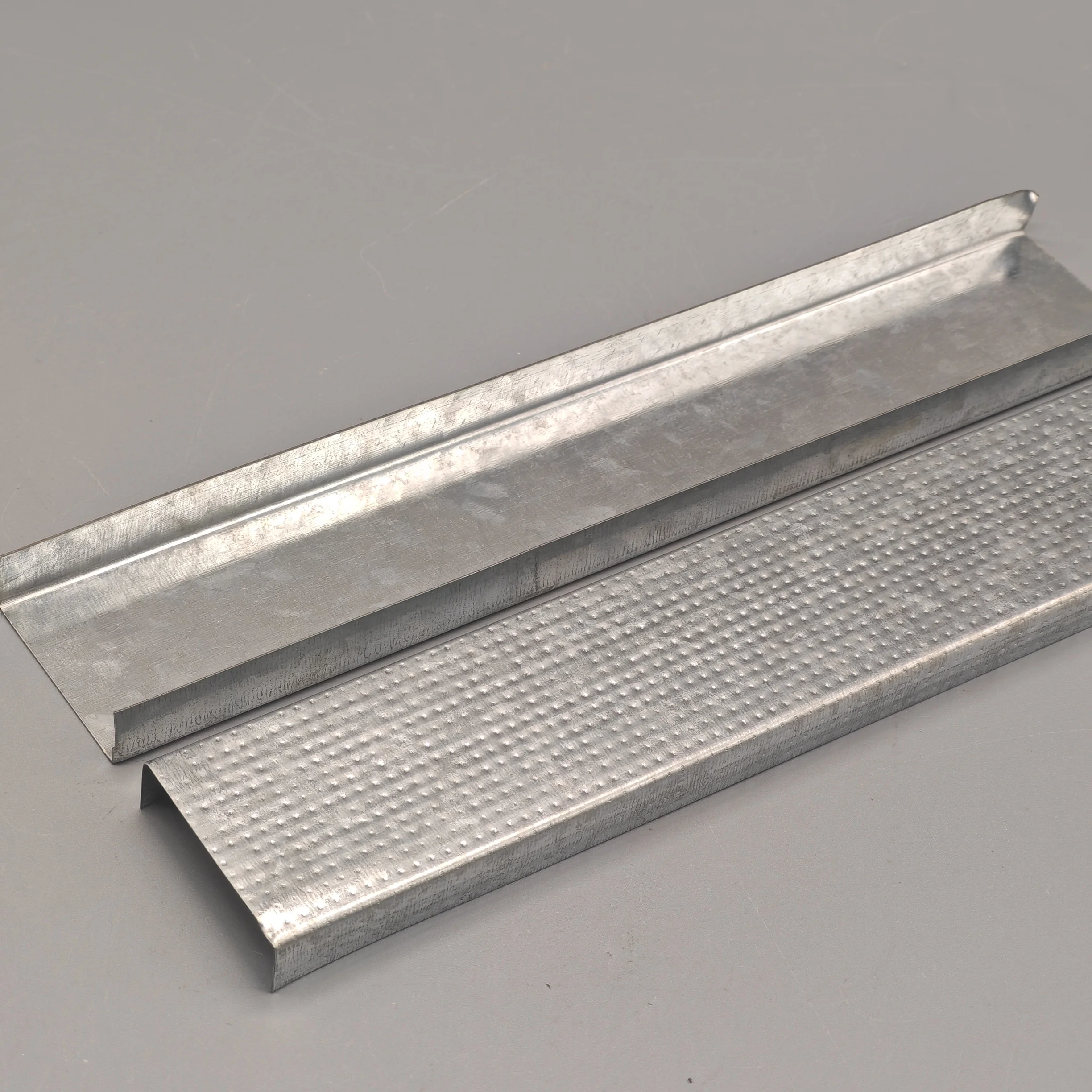 suspended ceiling profiler galvanized steel carrier ceiling channel 38*10mm 2.9M furring main channel