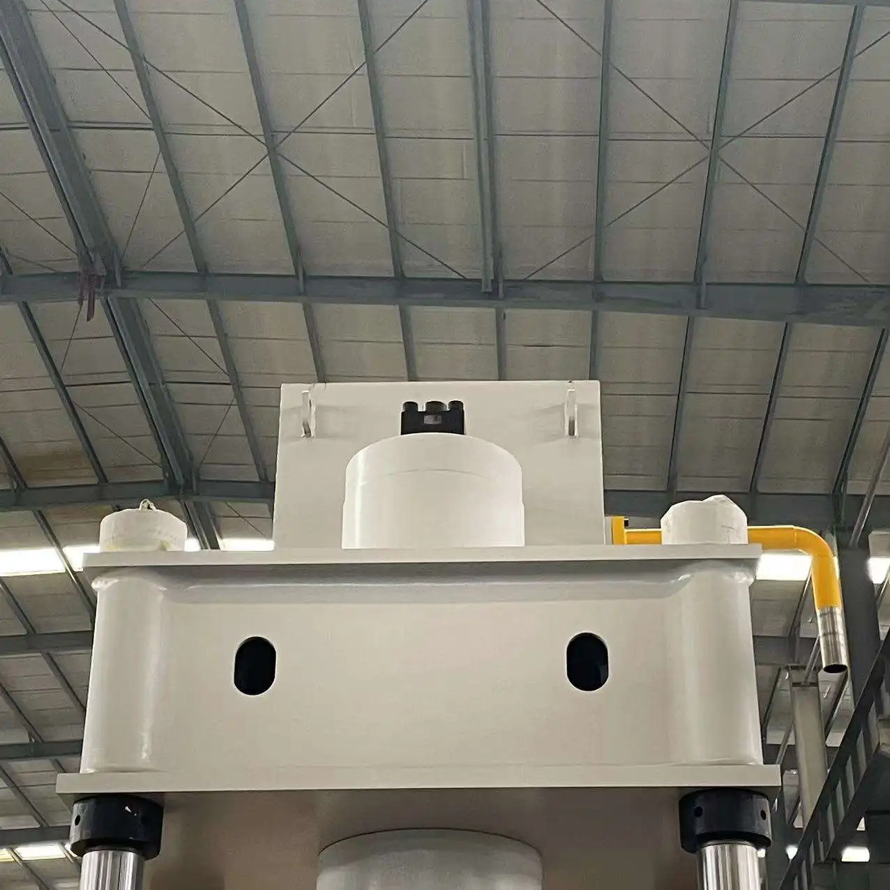 Hydraulic Deep Drawing Press Machine Four Column Metal Plate Punching