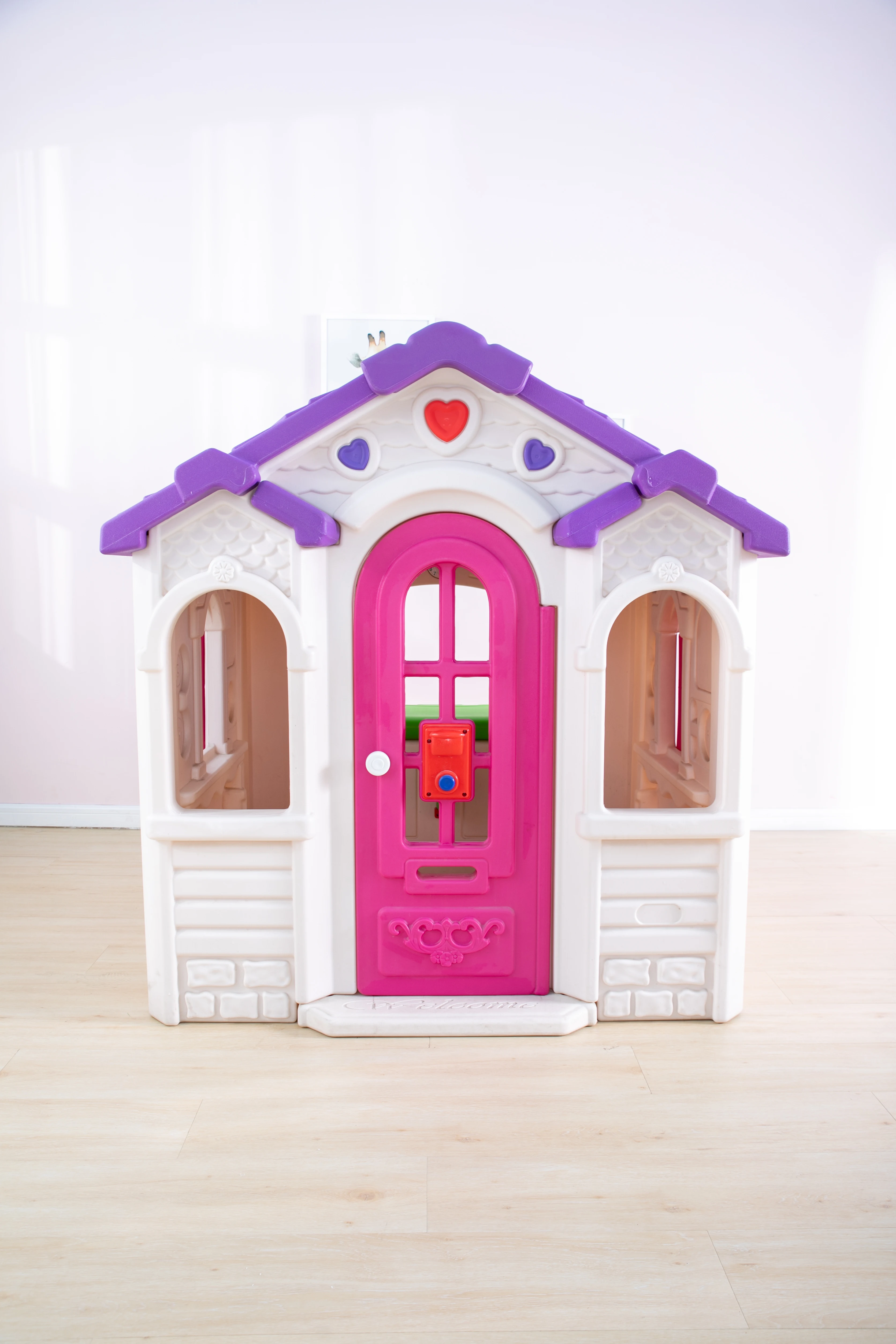 Wholesale Small Exquisite Beautiful Kids Portable Playground Equipment Indoor Plastic Kids Playhouse