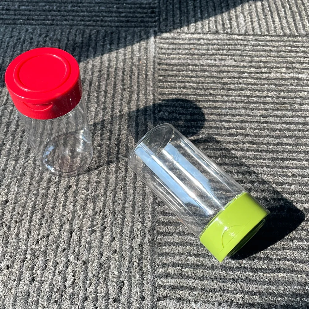Custom Clear Plastic Spice Storage Jar 100ml Shaker Pepper Seasoning Bottle Plastic Spices Containers With Lids