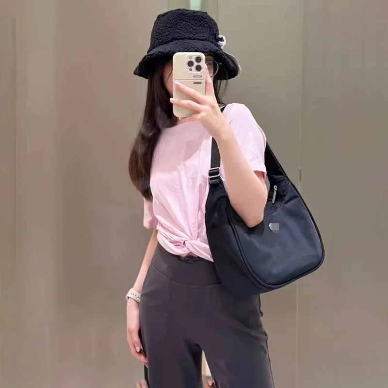 2024 New Bull Horn Bag Black Lulu Underarm Bag 4L Shoulder Bag Small and High end Nylon Handbag