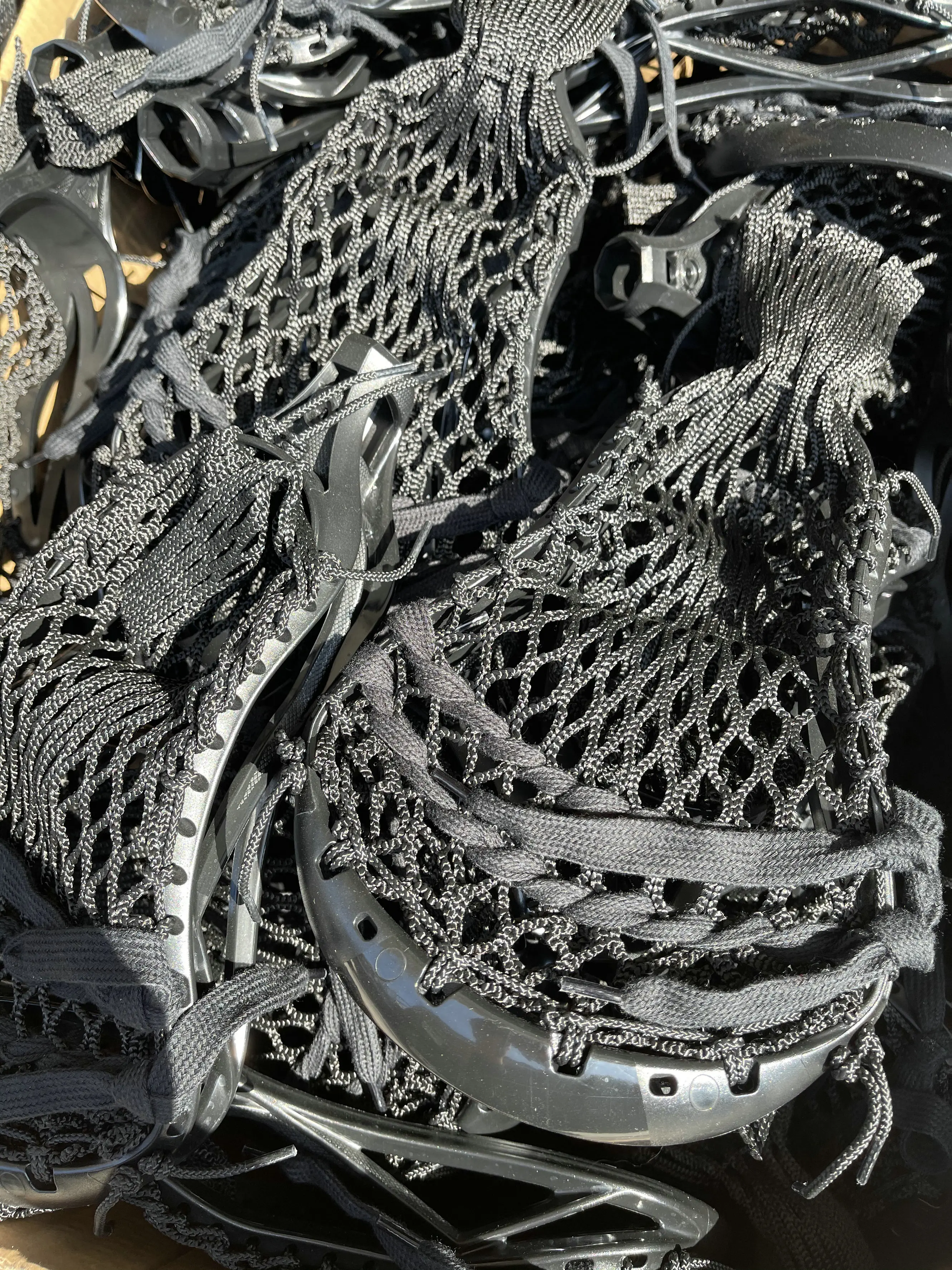 Factory customize profeesional lacrosse stick  custom lax stick(  aluminum shaft  PA66 lax head with mesh shoelaces strings )