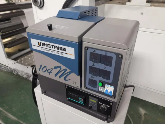 LSD-700B+LST41100 our paper bag making machine is versatile, allowing you to produce a wide range of bag sizes and styles.