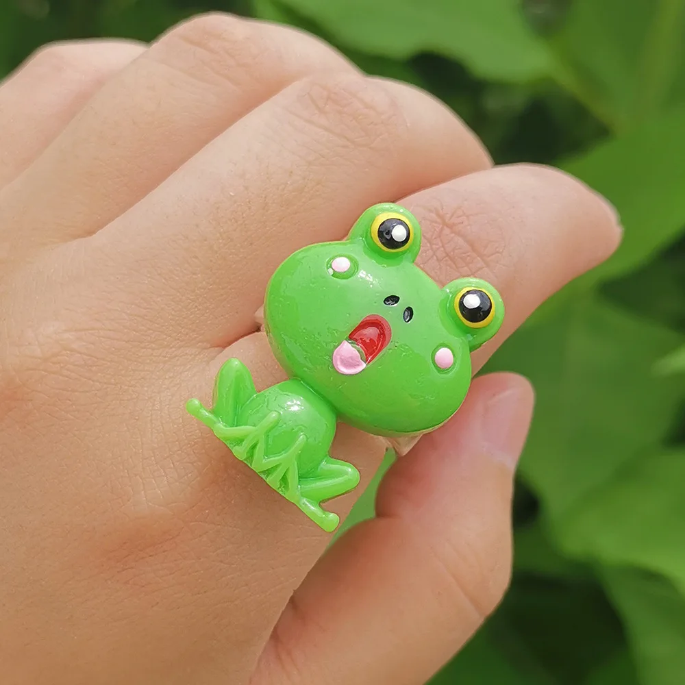 CLARMER European and American New Personality Simple Cartoon Resin Frog Ring Geometric Cute Acrylic Ring For Woman And Girls