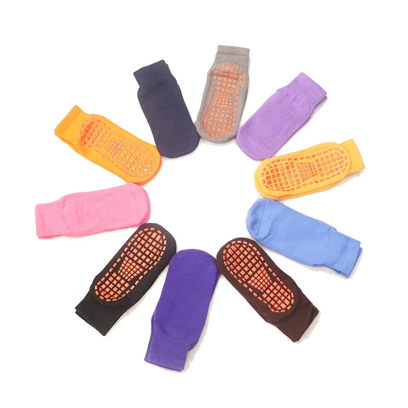 Black Purple Cotton Kids Adults Trampoline Socks with Color Grip