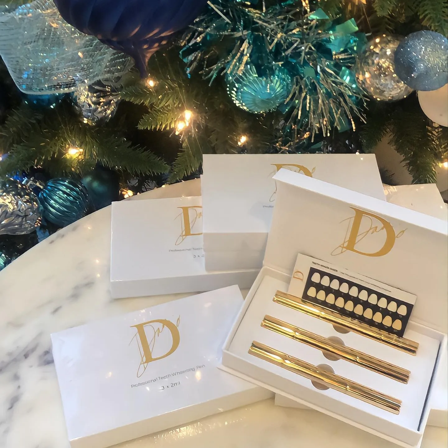 Flat Packed Custom Printing Magnetic Closure Satin Gift Boxes Clasp Style Box Cardboard Book Shaped