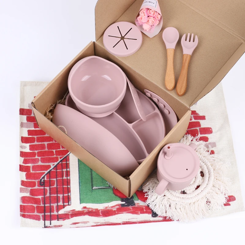 Sample Wholesale Silicone Food Grade Feeding Baby 7 Pieces Set Toddler Spoon Fork Kid Bib And Water Cup Training Plates For Baby