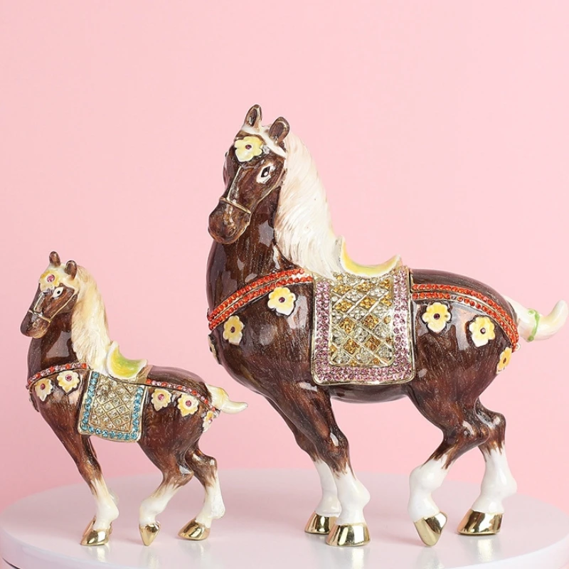 Hot Selling Horse Shaped Creative Home Decor Exquisite Jewelry Box Luxury Metal Enamel Color Handicrafts Gift Wholesale