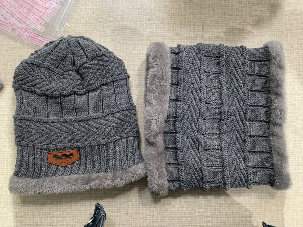Wholesale Men Women Winter Warmer Plush Beanie Scarf Set Warmer Neck Thick Knit Hat Two Pieces Set