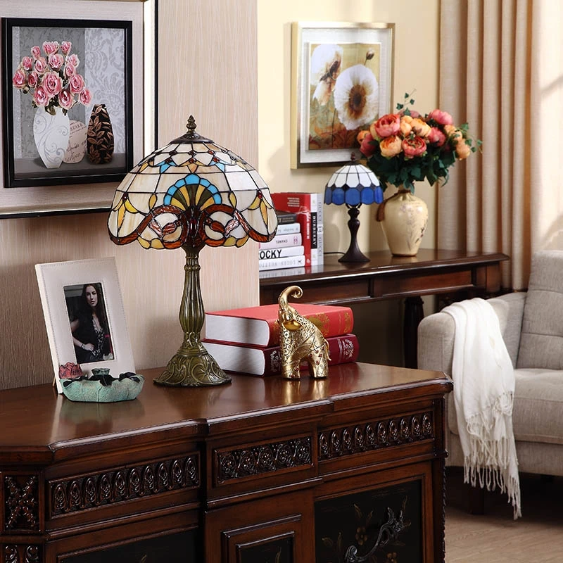 Wholesale sales high quality antique stained glass tiffany table lamp with E27