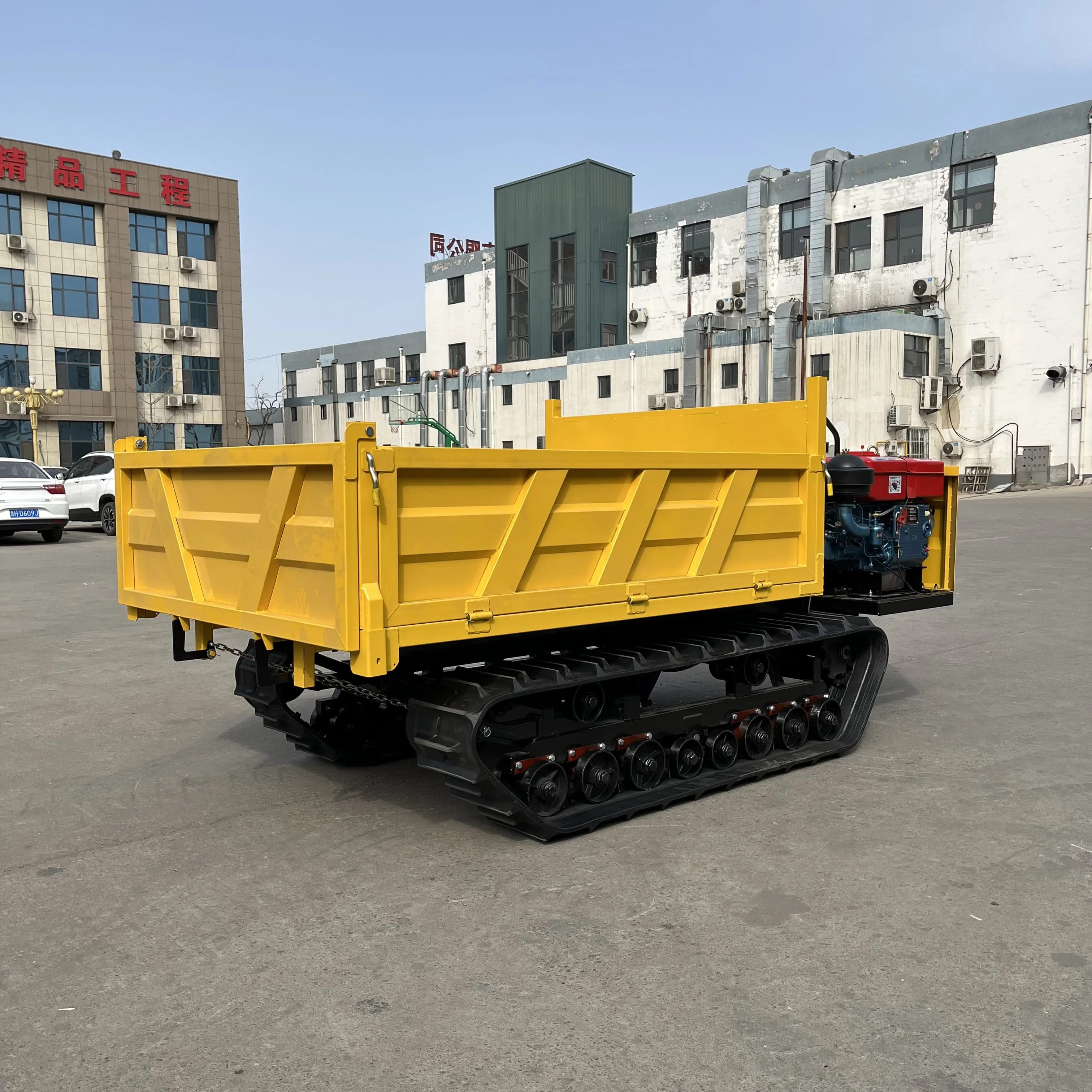 Durable multi-functional crawler dump truck, mining agricultural construction site common sharps!Load 3 ton  crawler mini dumper