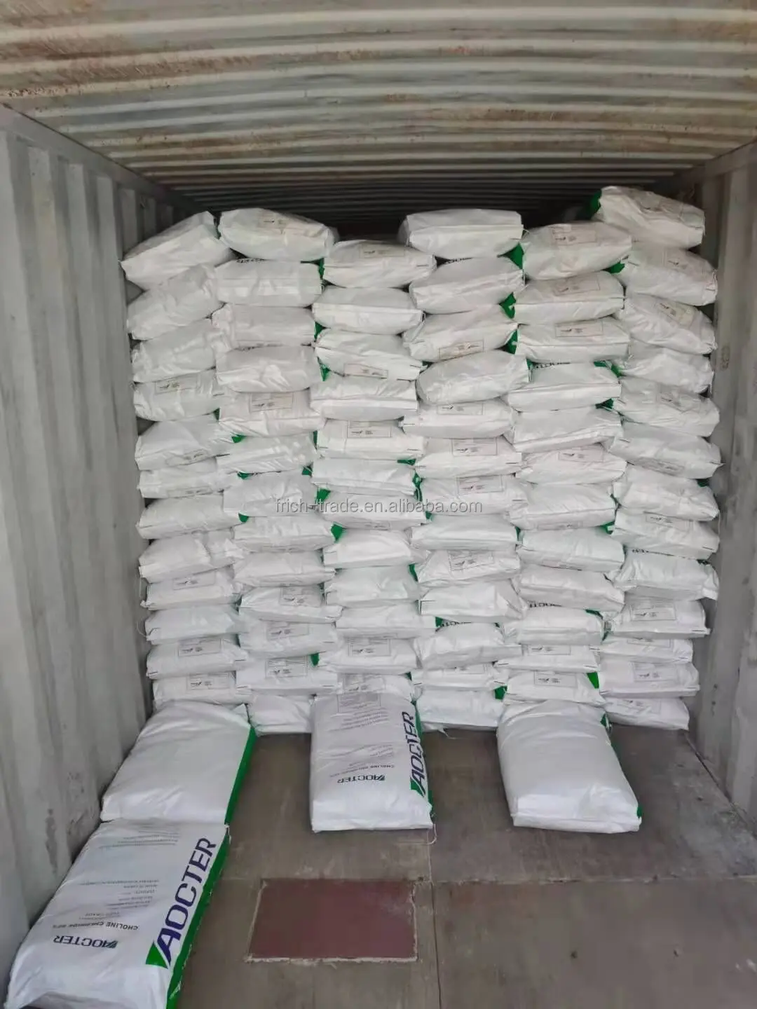 Wholesale Feed Grade factory price choline chloride 50% Silicon 60% 70% animal feed nutrition