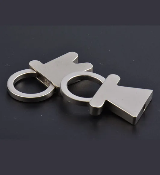 Manufacturer custom-made lovers key chain, zinc alloy valentine gifts.Action figure toy cartoon key chain