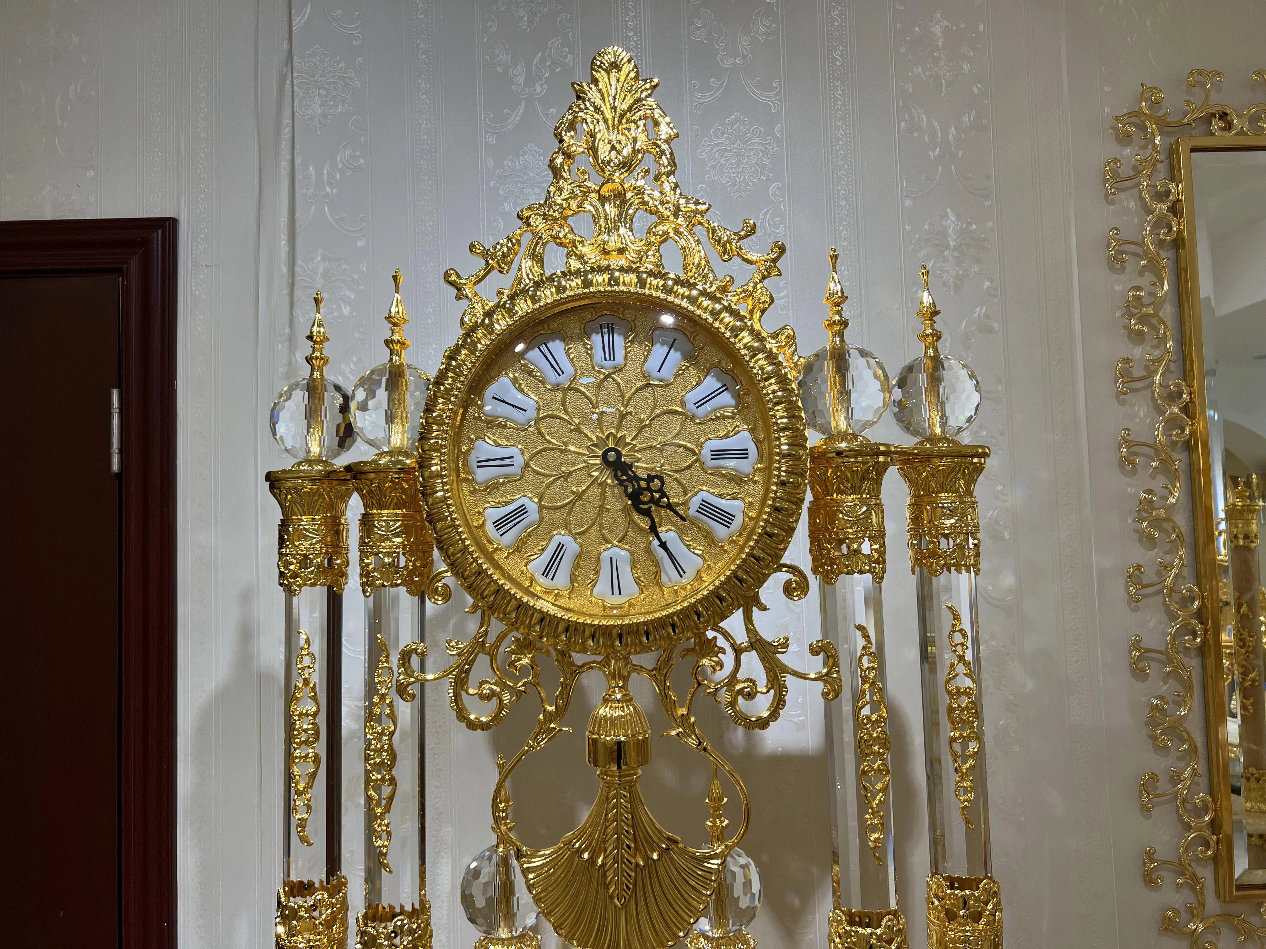 Top luxury brass grandfather clock for living room decor