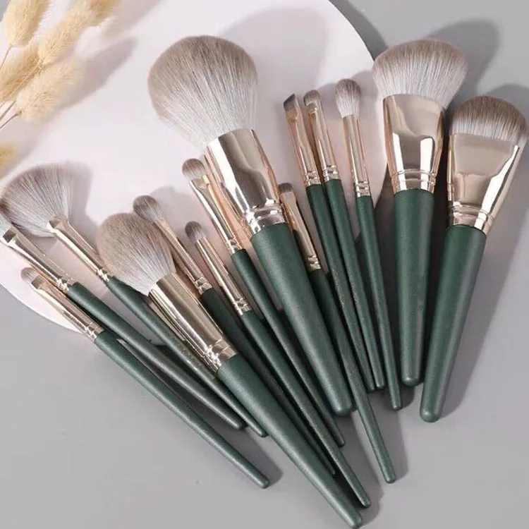 Professional Private Label Plastic Handle Foundation Makeup Brush Set 14pcs Green Synthetic Nylon Hair Makeup Brush With PU Bag