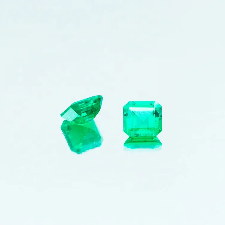 High quality Emerald Square Cut Glass Stone Loose Synthetic Green Glass Gemstone