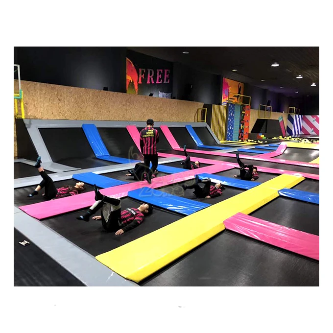 China Factory American standard indoor outdoor trampoline park indoor play park with basketball hoop