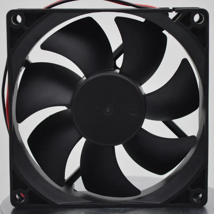 China Manufacturers Made 120x120x25mm High Speed Rotating DC Fan 12v 24v 12025 High Air Volume Quiet Fan Seven Leaf