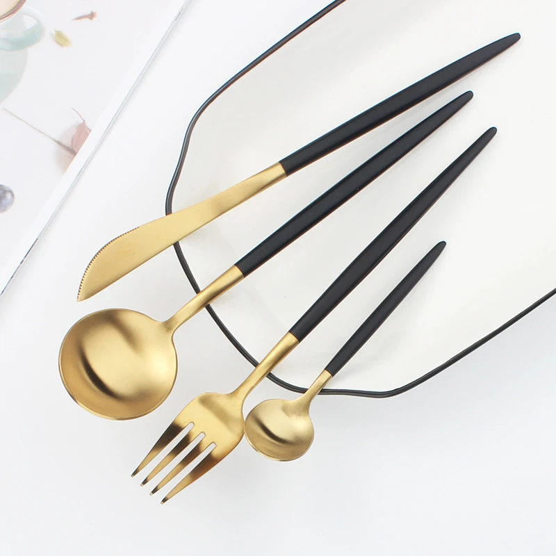 Набор столовых приборов из нержавеющей стали с черным покрытием титана набор черной ручкой и золотым ртом черного