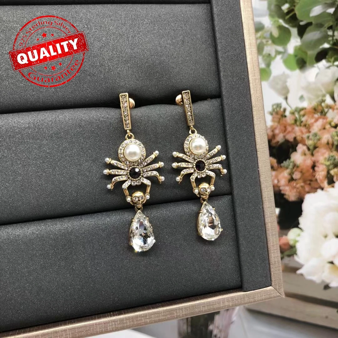 Alexanderxx McQueens New single season 925silver inlaid pearl zircon tassel earringsfor friends as a fashion gift during Ramadan