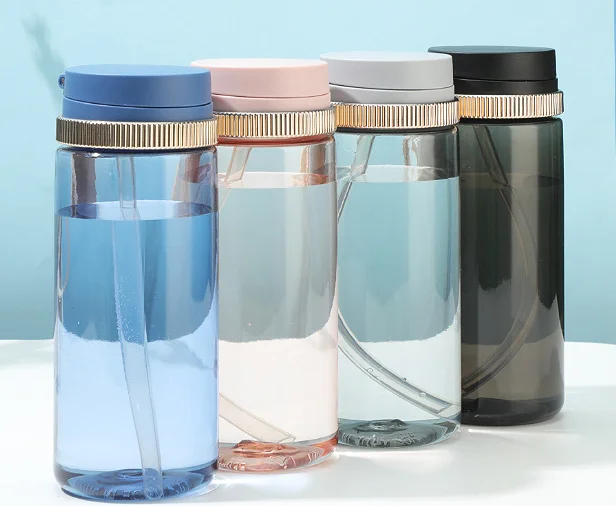 Custom Logo Knob Lid Opening Sports Bottle With Silicone Straw Drinking Water Jug Bottle With Rope