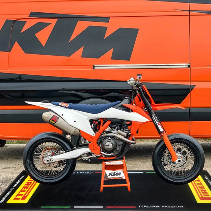 Custom Logo Modern Cut Velvet Pattern Color Non-Slip PVC Polyester Outdoor Motorcycle Carpet Cars Floor Mat with Custom Logo