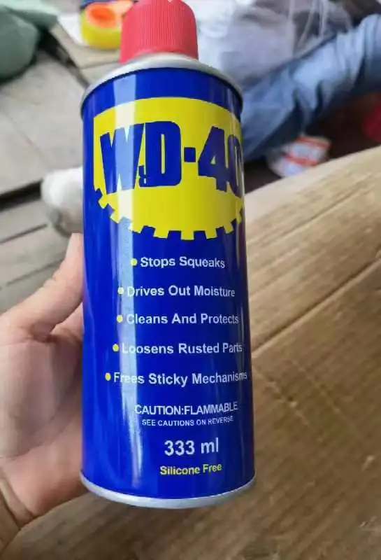 WD40 бутылка спрей для удаления ржавчины